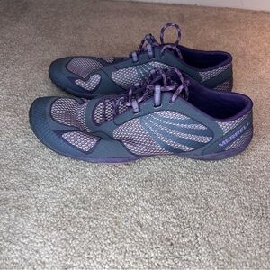 Merrell Women's pace glove barefoot trail running Shoes in Purple and Gray